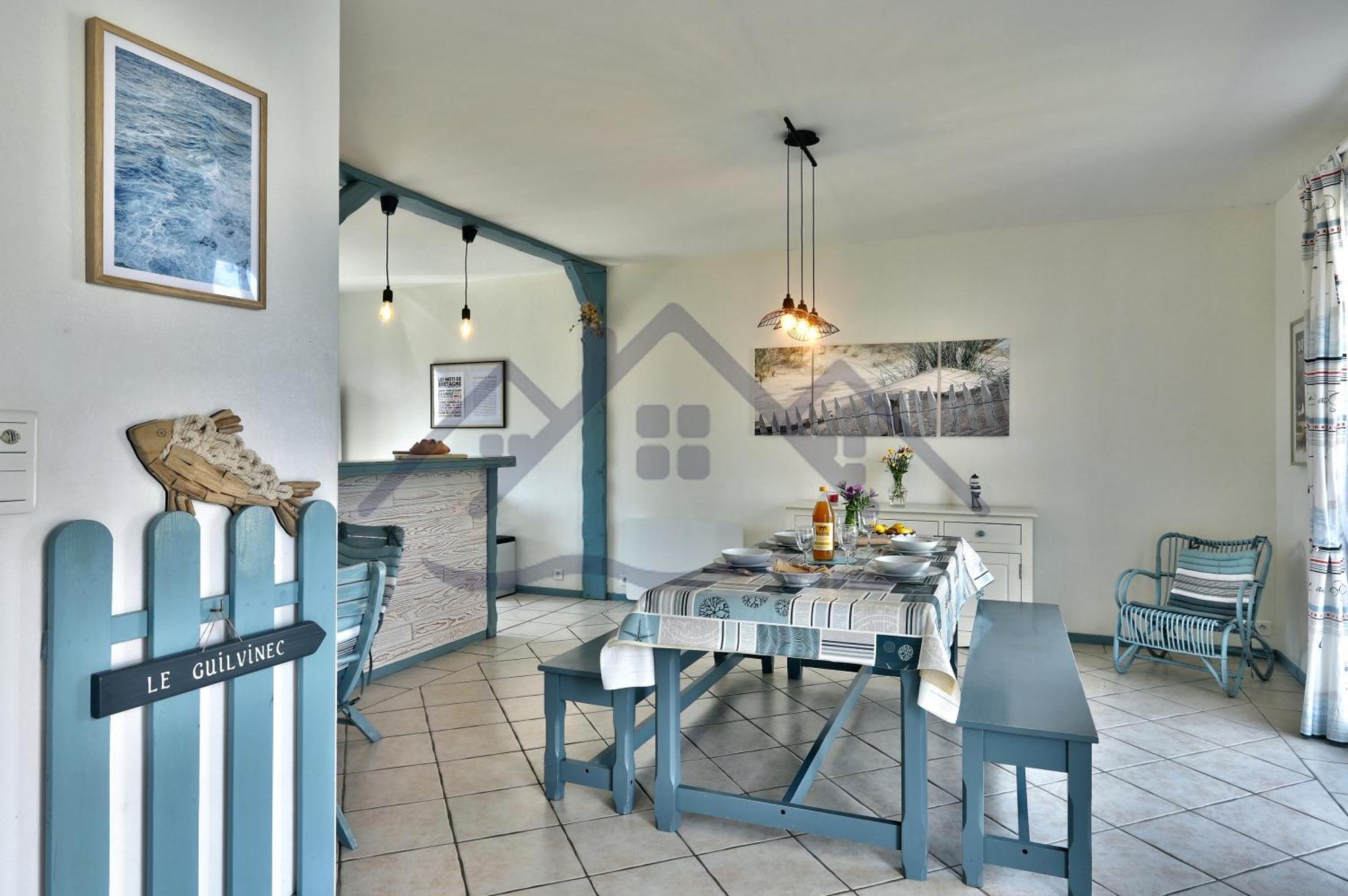Souvenir Du Guil: Seaside Cottage with Garden in Guilvinec Exterior photo
