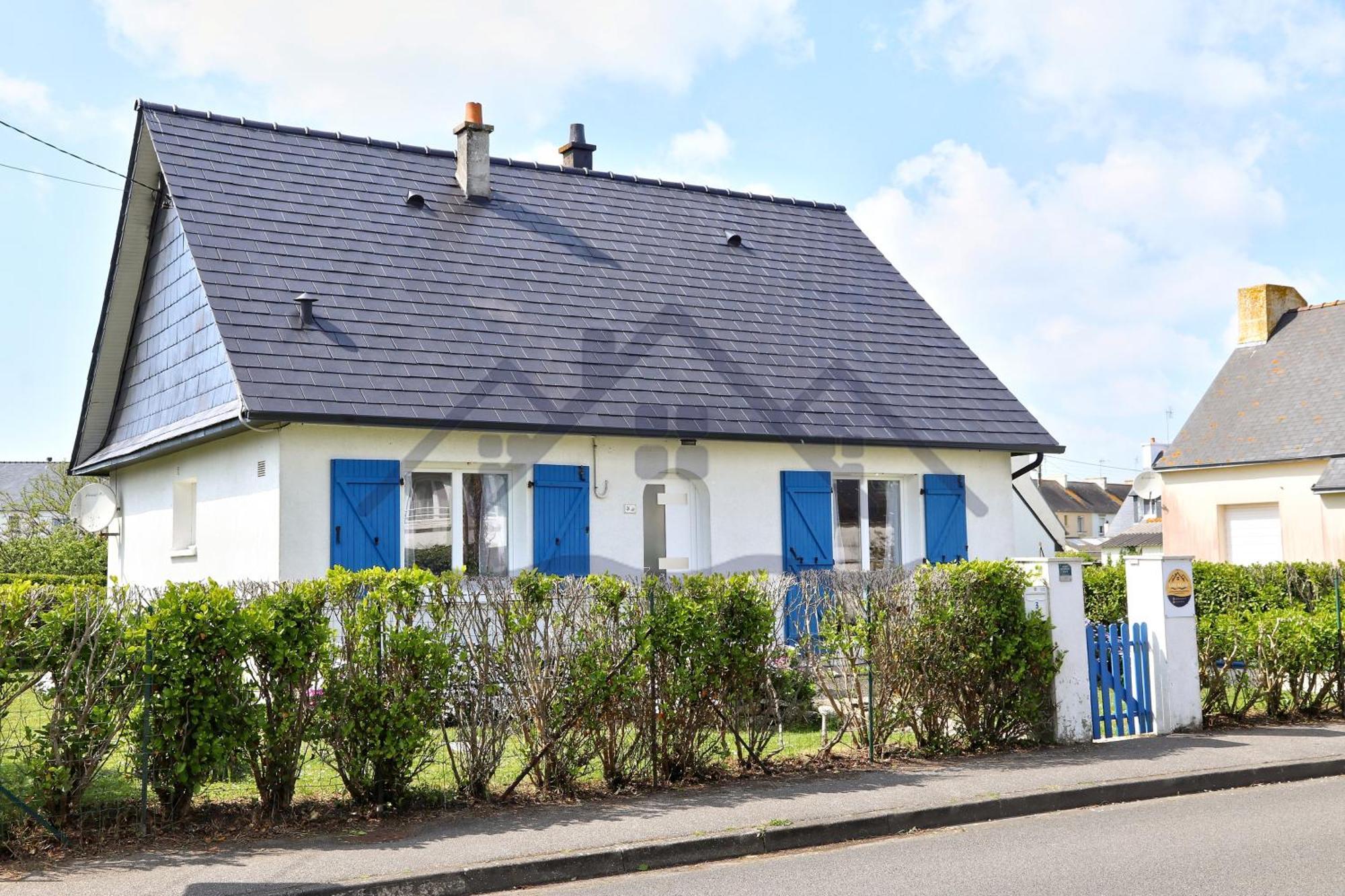 Souvenir Du Guil: Seaside Cottage with Garden in Guilvinec Exterior photo