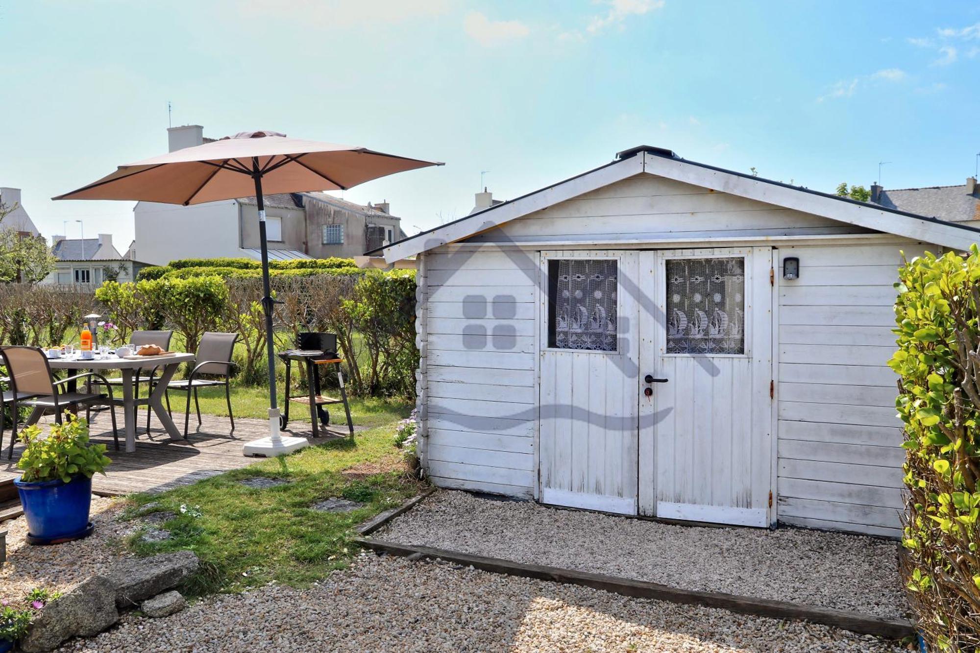 Souvenir Du Guil: Seaside Cottage with Garden in Guilvinec Exterior photo
